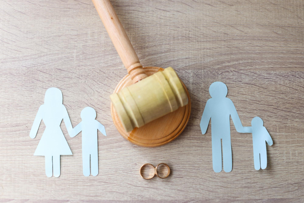 Navigating Complex Valuation Issues in Divorce with a Collaborative Law Attorney